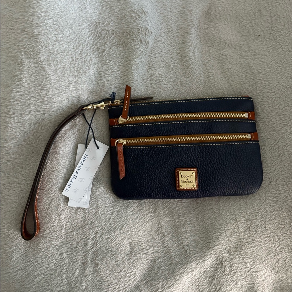 dooney & bourke purse